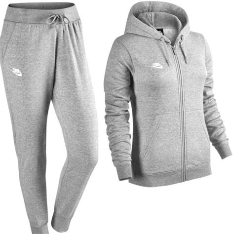 roter nike jogginganzug damen|jogginanzüge damen.